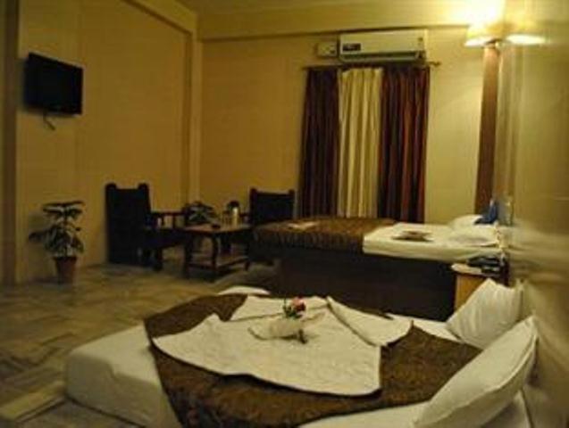 Hotel Golden Deluxe Divisione di Divisione di Jaipur Esterno foto