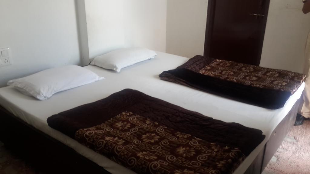 Hotel Golden Deluxe Divisione di Divisione di Jaipur Esterno foto